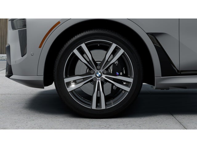 2027 BMW X7 Base