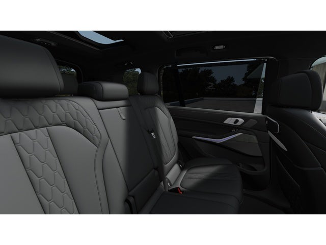 2027 BMW X7 Base