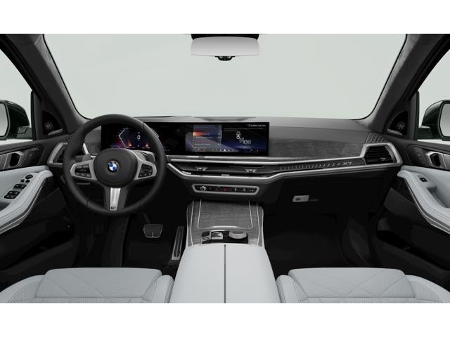 2027 BMW X7 Base