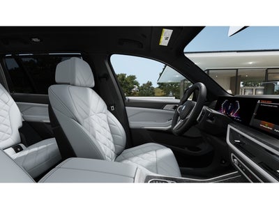 2026 BMW X7 Base
