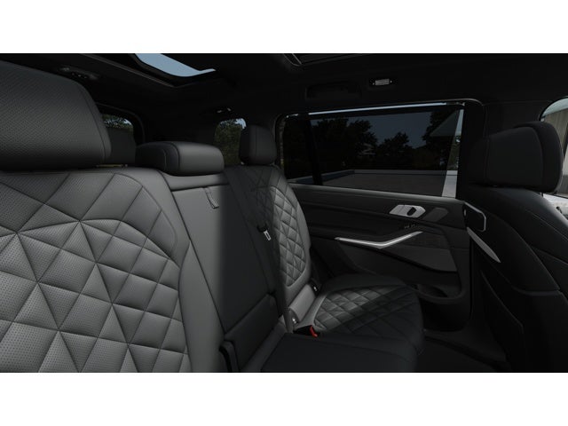 2026 BMW X7 Base