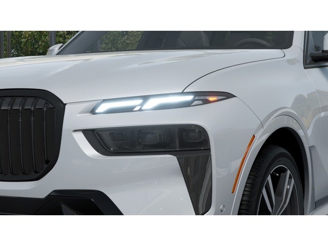2026 BMW X7 Base