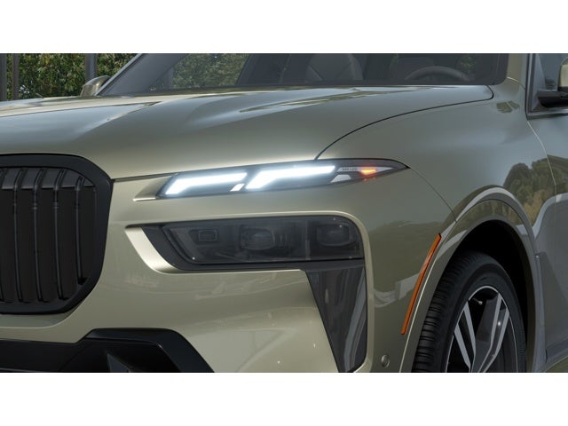 2027 BMW X7 Base