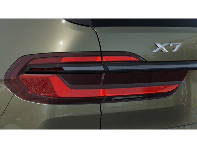 2027 BMW X7 Base