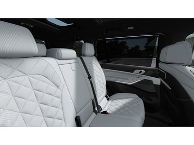 2026 BMW X7 Base