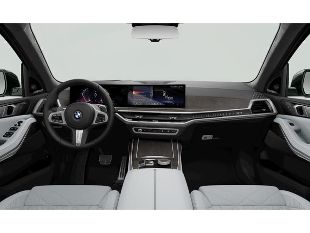 2026 BMW X7 Base