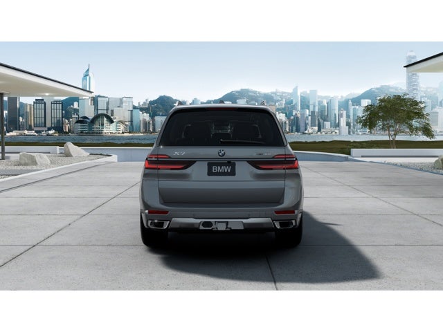 2026 BMW X7 Base