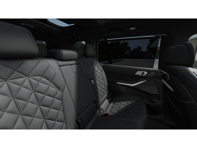 2026 BMW X7 Base
