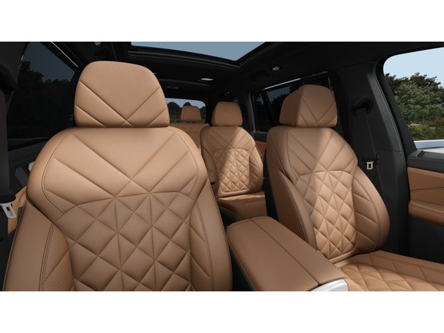 2026 BMW X7 Base