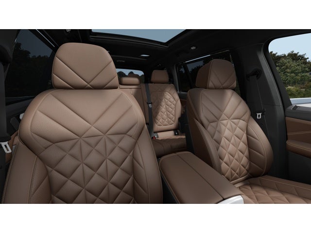 2027 BMW X7 Base