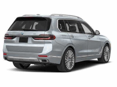2027 BMW X7 Base