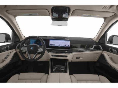 2027 BMW X7 Base