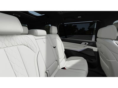 2027 BMW X7 Base