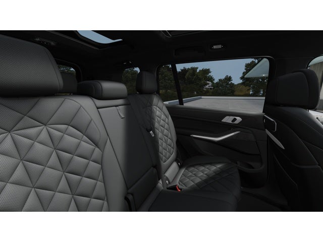 2026 BMW X7 Base