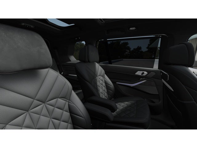 2027 BMW X7 Base