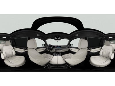 2027 BMW X7 Base