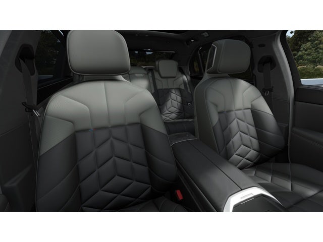 2027 BMW i7 Base