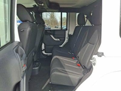 2016 Jeep Wrangler Unlimited 4WD 4dr Sahara