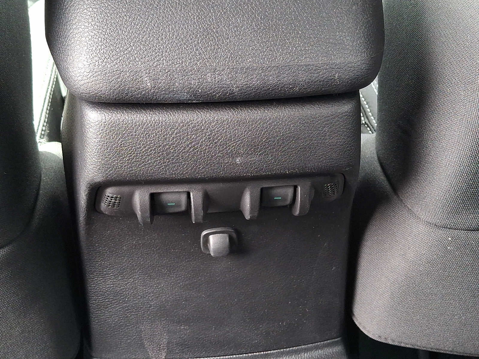 2016 Jeep Wrangler Unlimited 4WD 4dr Sahara