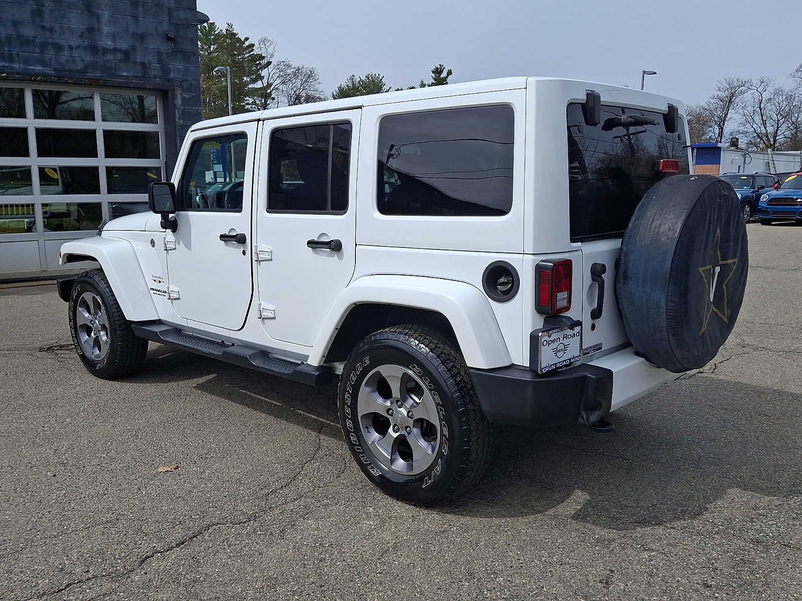 2016 Jeep Wrangler Unlimited 4WD 4dr Sahara