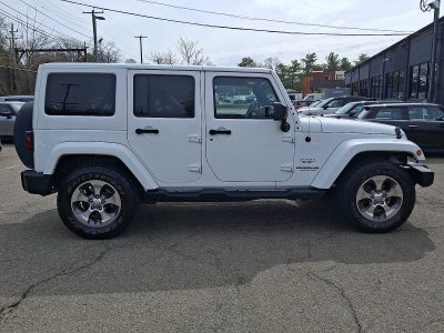 2016 Jeep Wrangler Unlimited 4WD 4dr Sahara