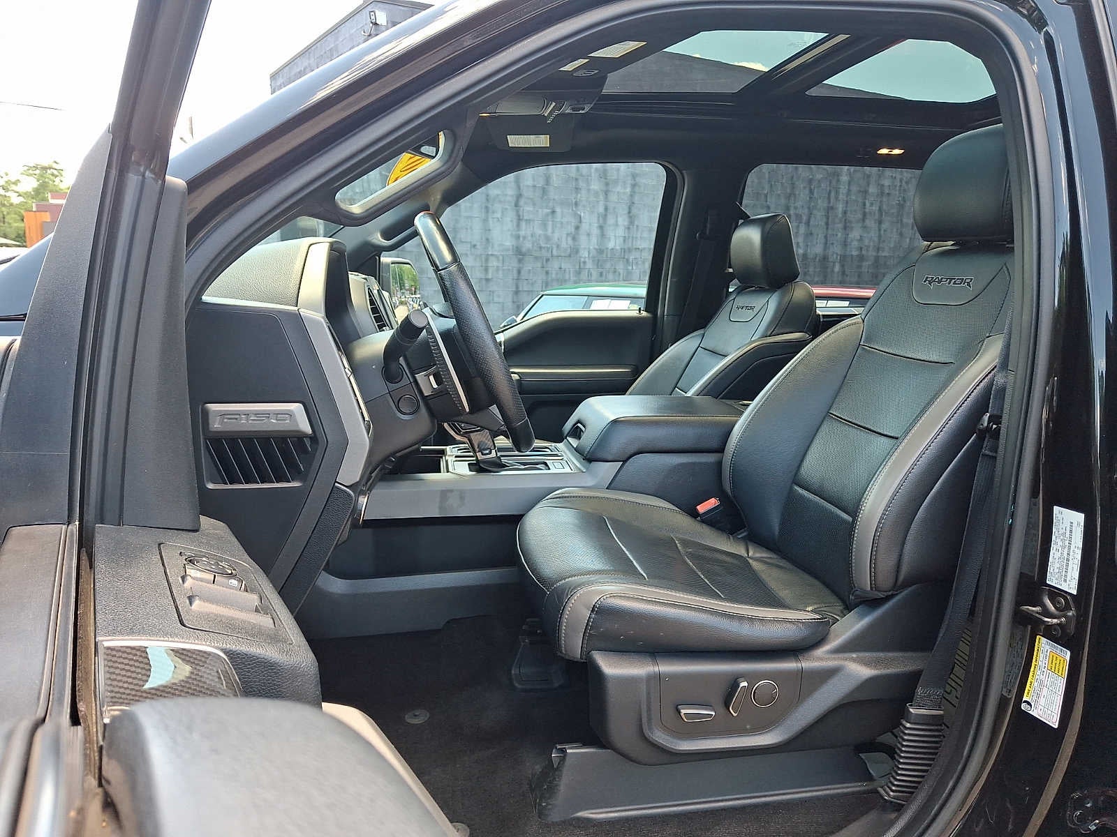 2018 Ford F-150 Raptor 4WD SuperCrew 5.5 Box