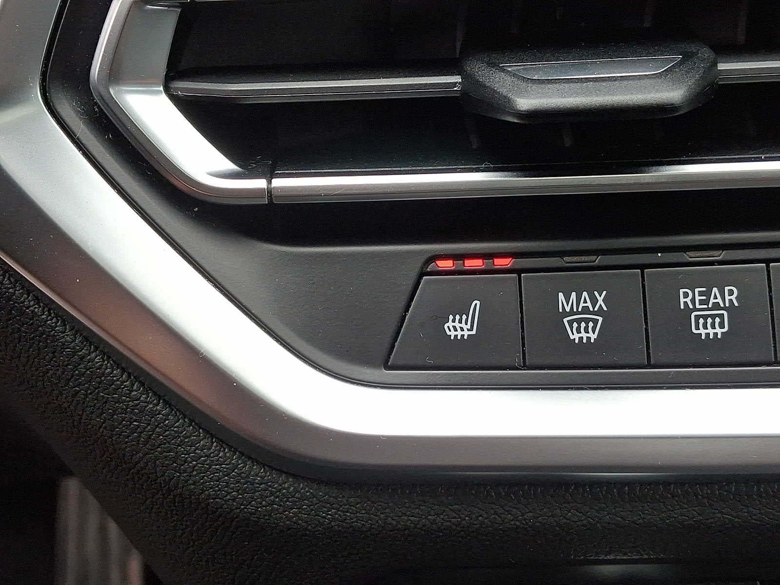 2021 BMW 3 Series 330i xDrive Sedan North America