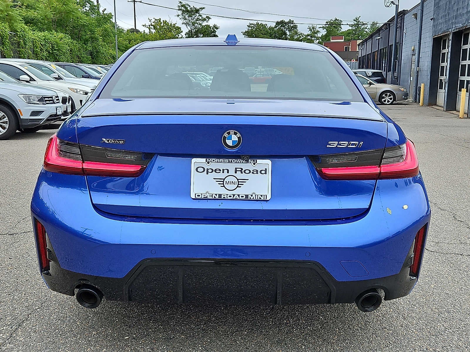 2023 BMW 3 Series 330i xDrive Sedan