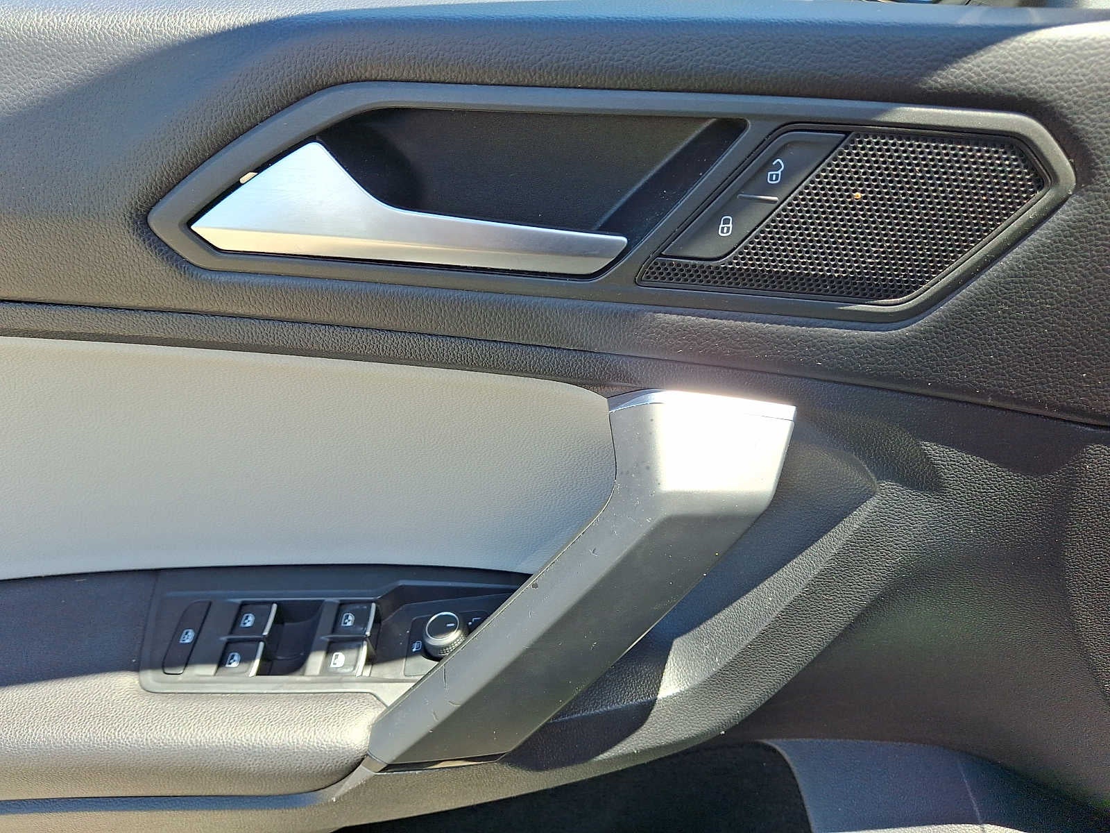 2019 Volkswagen Tiguan 2.0T SE 4MOTION