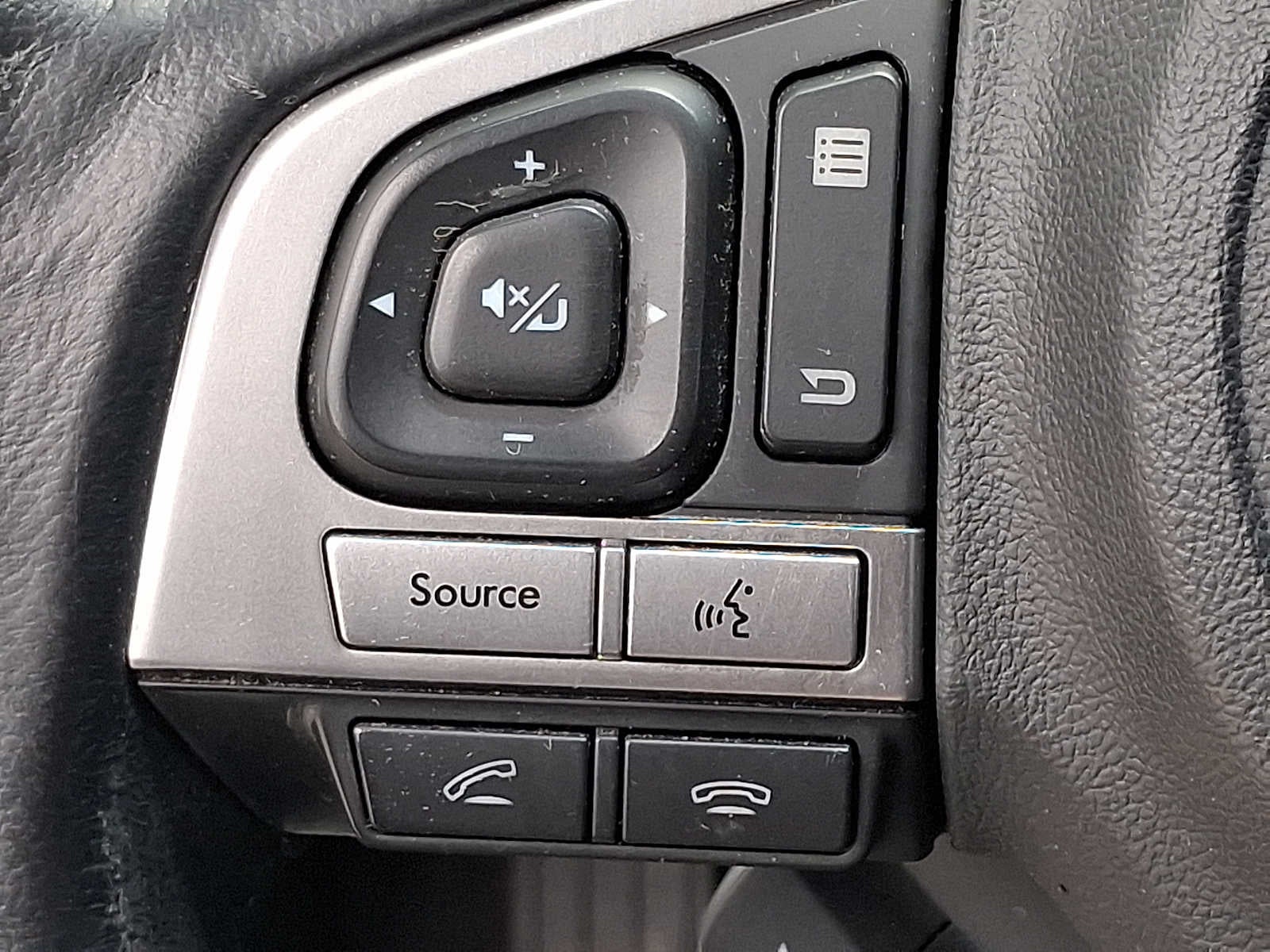 2016 Subaru Legacy 4dr Sdn 2.5i Premium PZEV