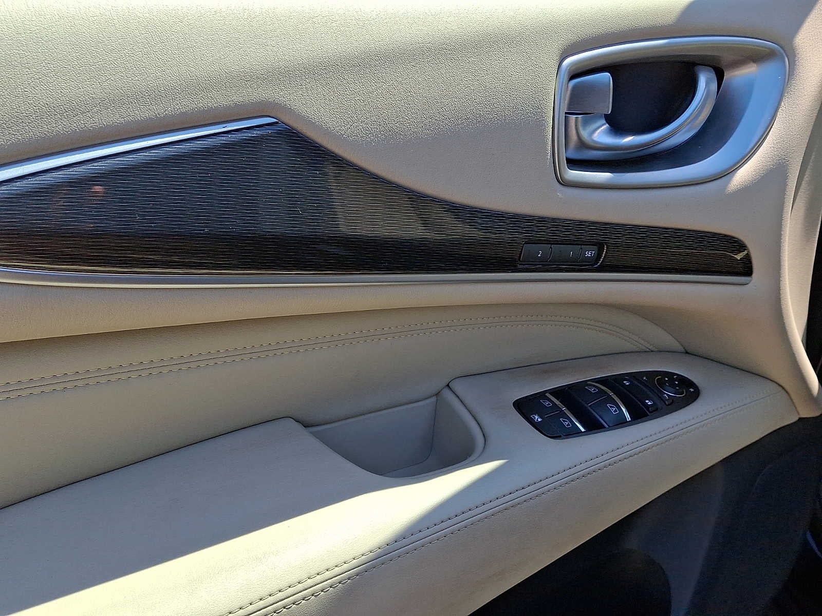 2017 INFINITI QX60 AWD