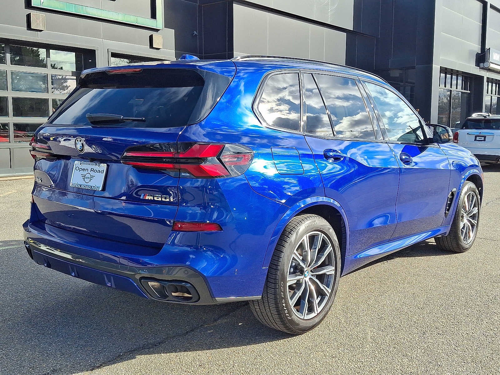 2024 BMW X5 M60i Sports Activity Vehicle