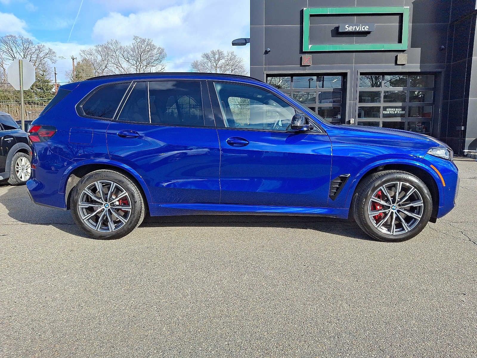 2024 BMW X5 M60i Sports Activity Vehicle