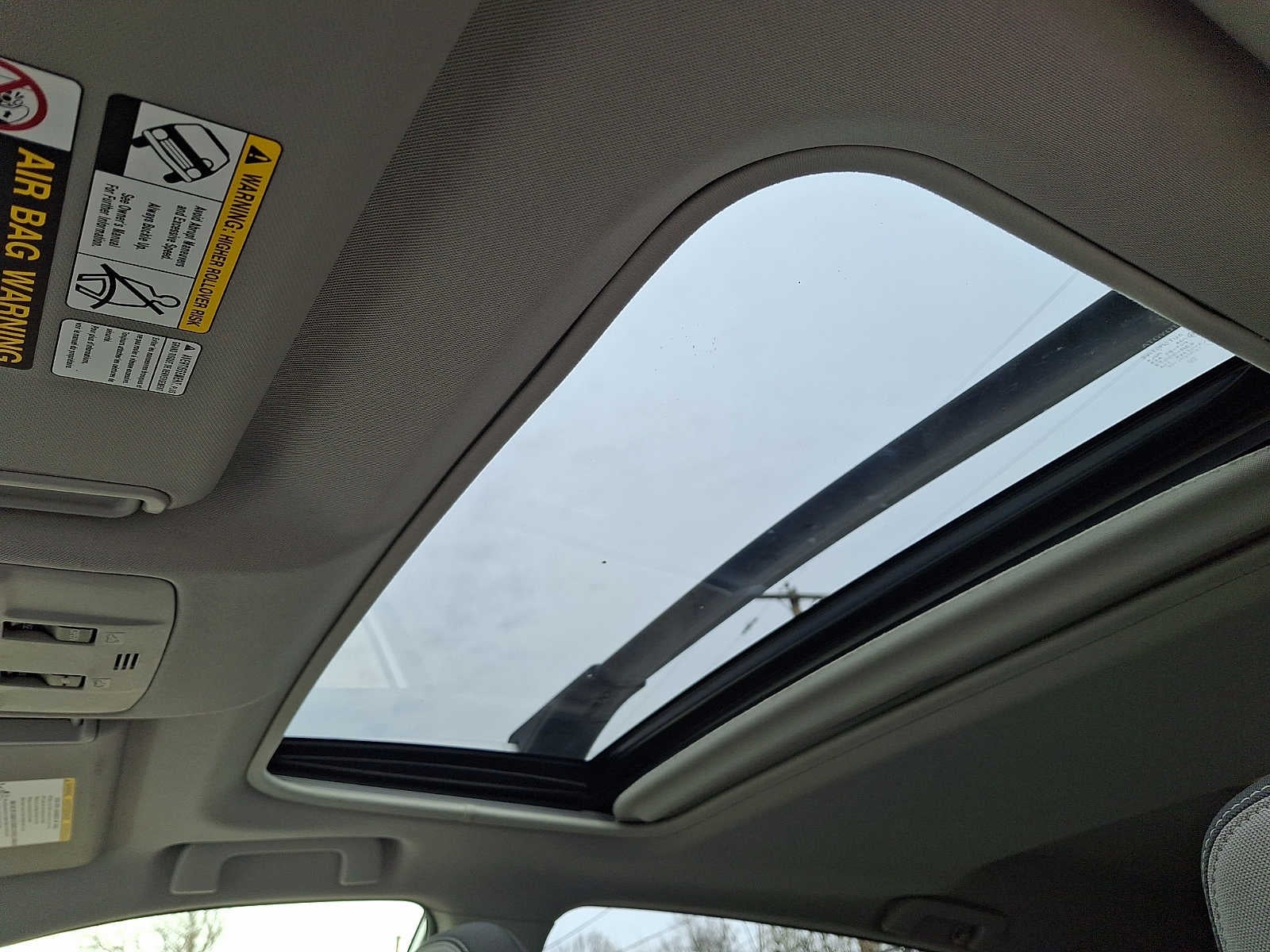 2015 Toyota RAV4 AWD 4dr XLE