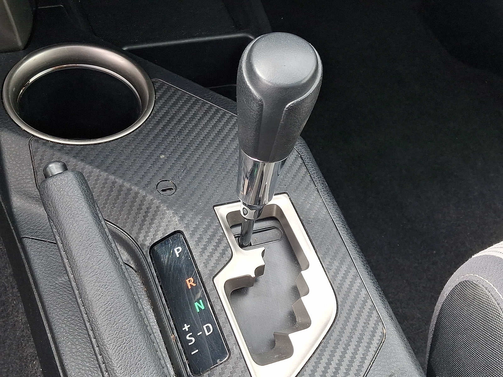 2015 Toyota RAV4 AWD 4dr XLE