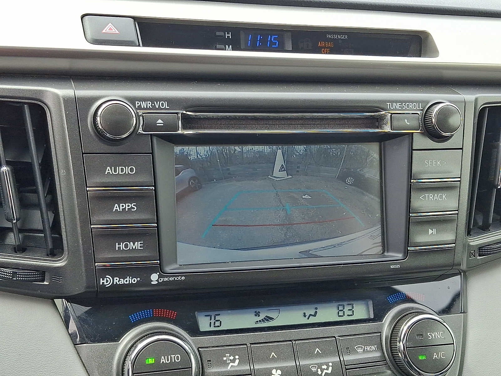 2015 Toyota RAV4 AWD 4dr XLE