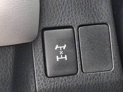 2015 Toyota RAV4 AWD 4dr XLE