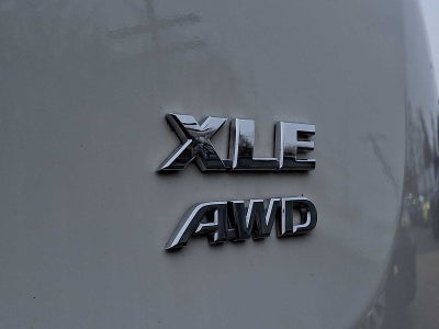 2015 Toyota RAV4 AWD 4dr XLE