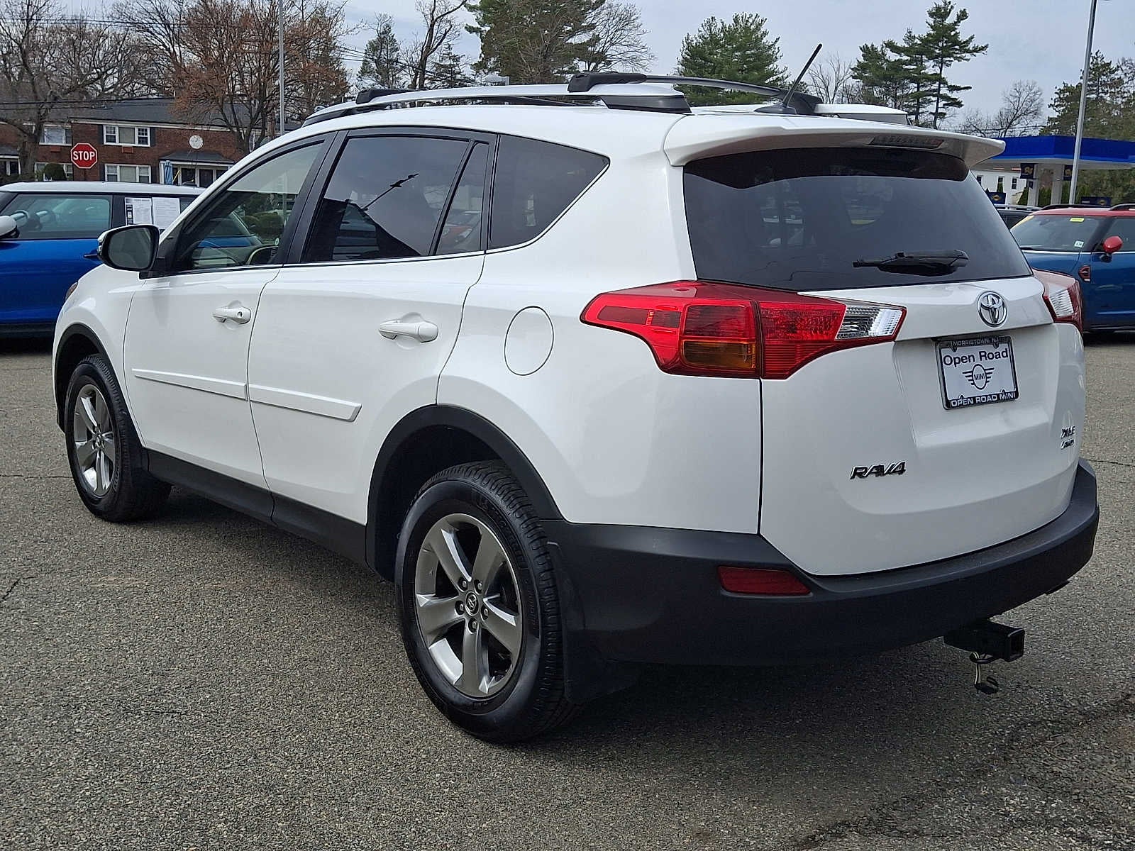 2015 Toyota RAV4 AWD 4dr XLE