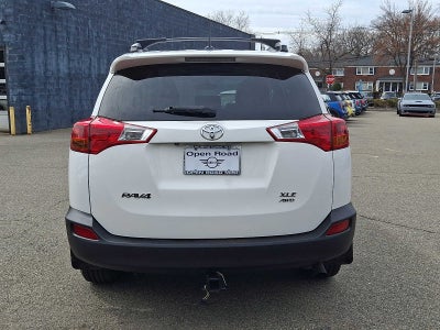 2015 Toyota RAV4 AWD 4dr XLE