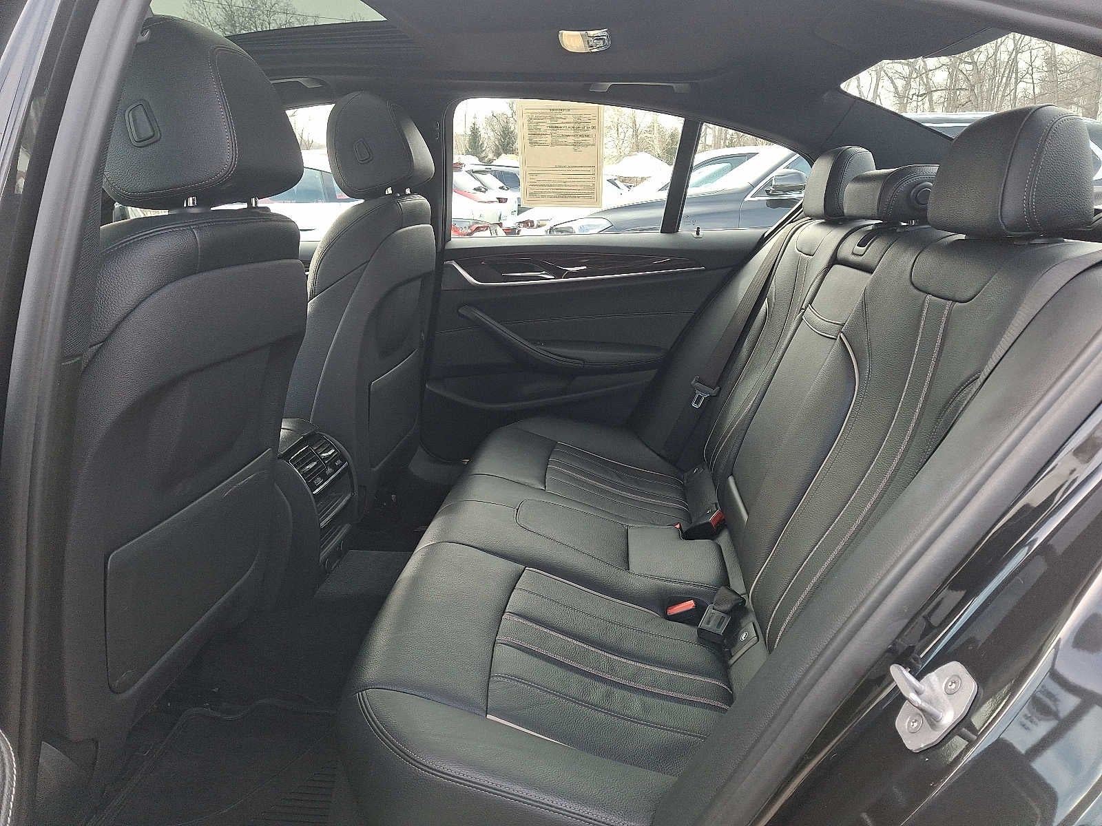 2018 BMW 5 Series 530i xDrive Sedan