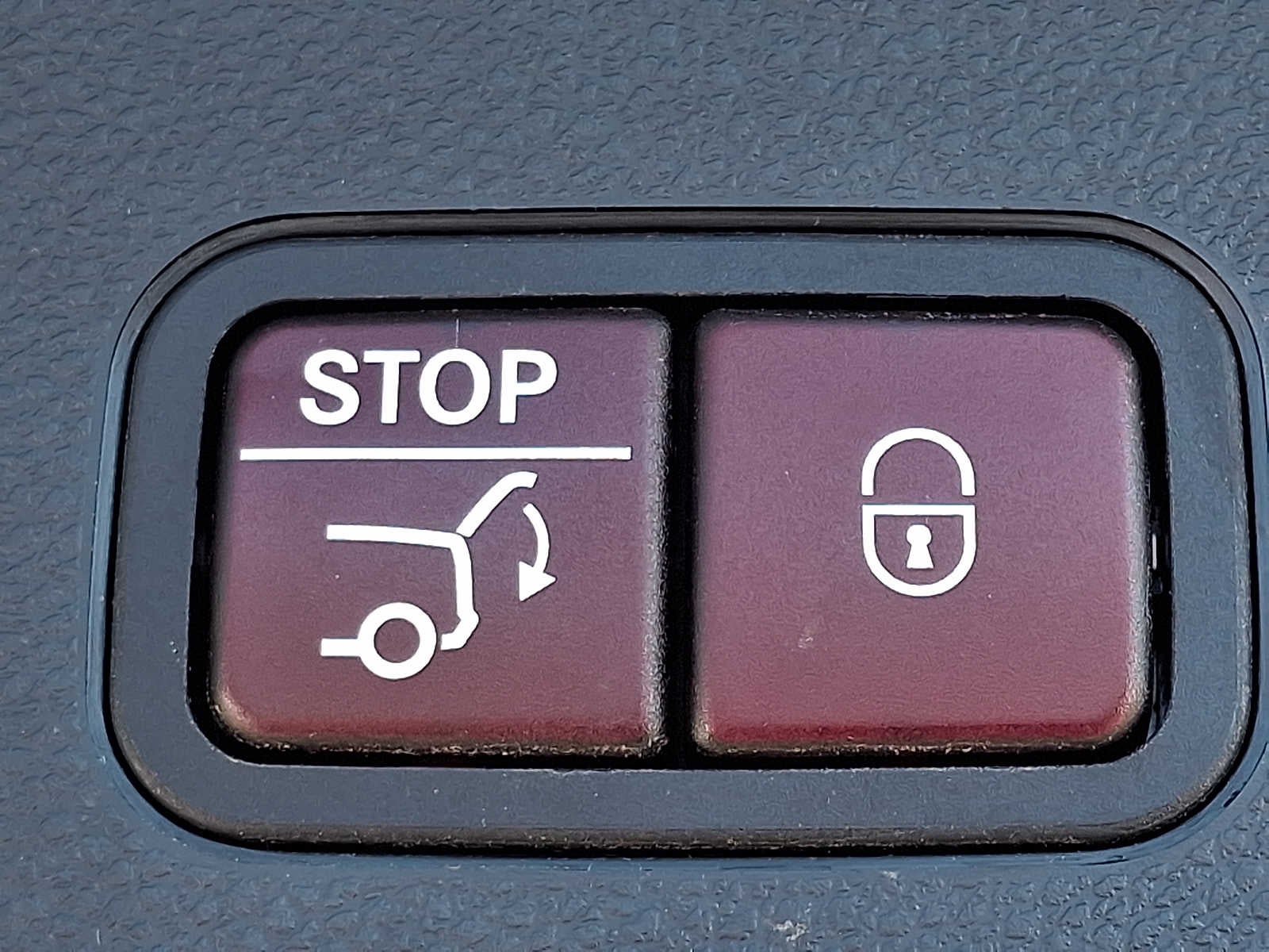 2016 Mercedes-Benz GLC 4MATIC® 4dr GLC 300