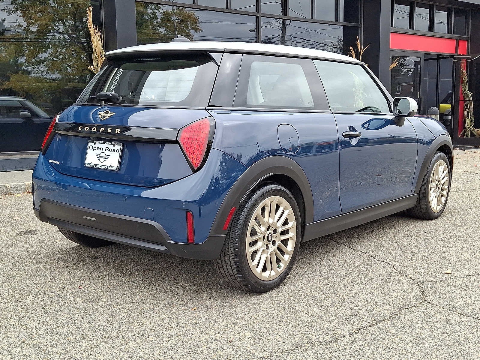 2025 MINI Hardtop 2 Door Cooper