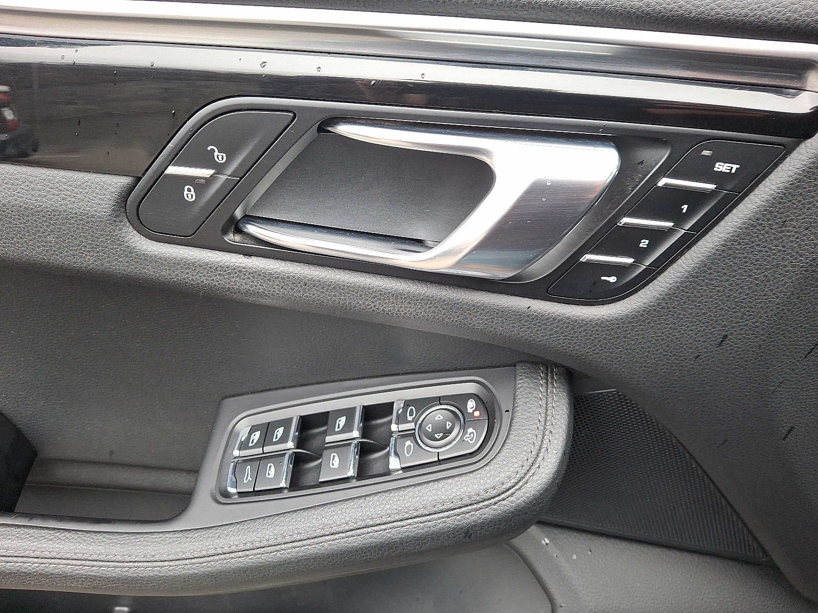 2018 Porsche Macan AWD