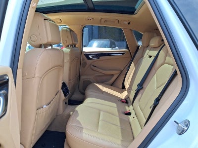 2016 Porsche Macan AWD 4dr S