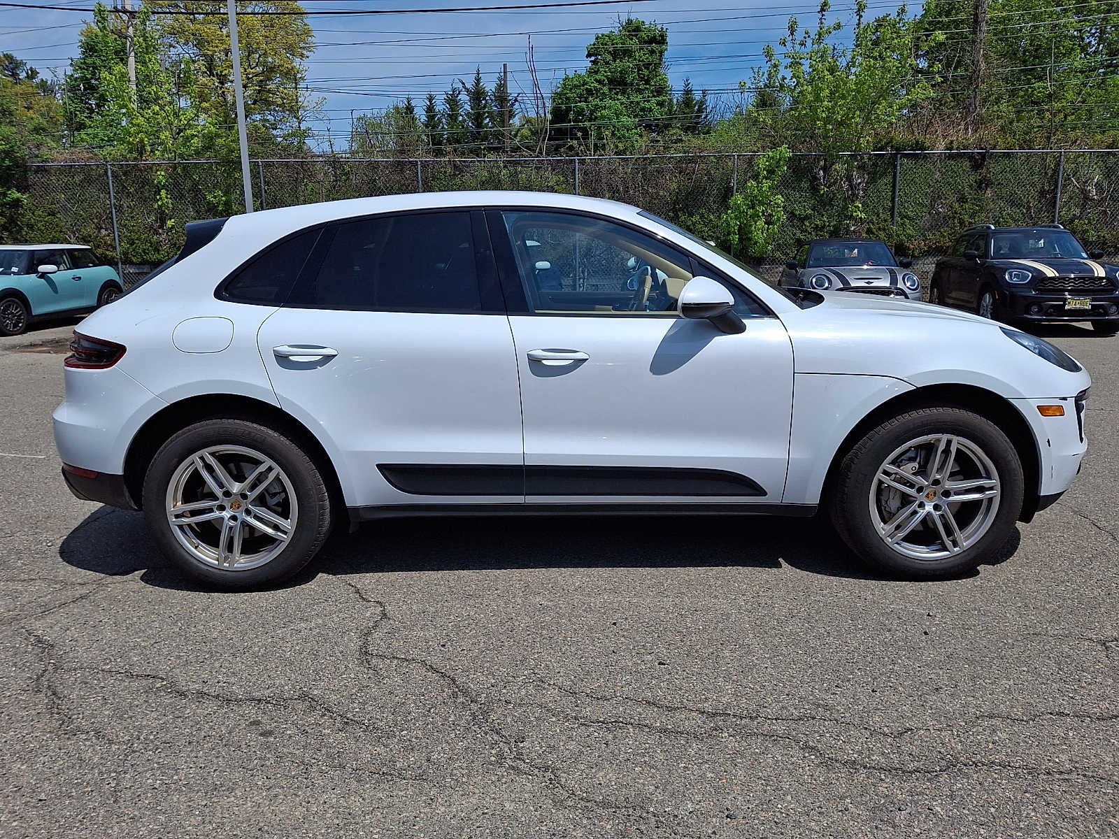 2016 Porsche Macan AWD 4dr S