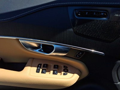 2022 Volvo XC90 T6 AWD Inscription 7P