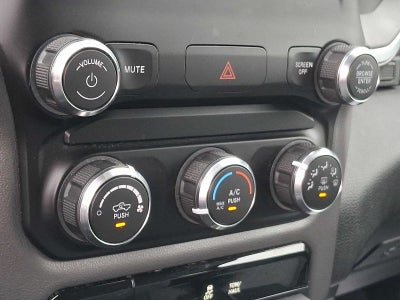 2020 RAM 1500 Big Horn 4x4 Crew Cab 57 Box