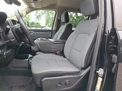 2020 RAM 1500 Big Horn 4x4 Crew Cab 57 Box