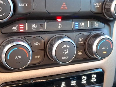 2022 RAM 1500 Laramie 4x4 Crew Cab 57 Box